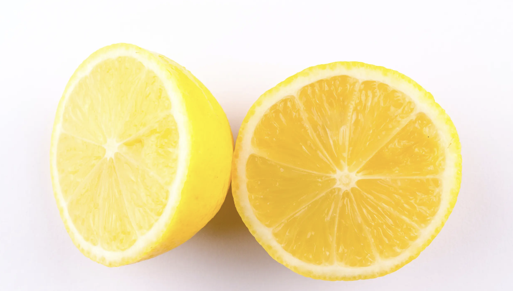 De bedste C-vitamin serummer i 2025 – for glød, glat hud og girlboss-energy
